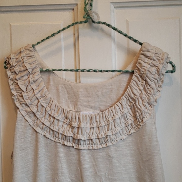 Cream Tank - Picture 2 of 3